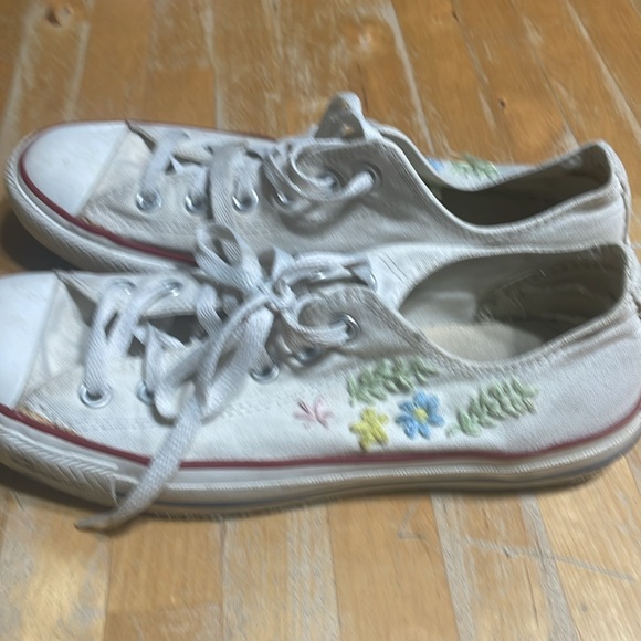 Converse Allstars lace up sneakers - Picture 2 of 6